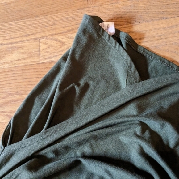 Guess‎ Small Olive Green Fitted Dress w/ a Faux Wrap Skirt & Ruching - Picture 12 of 12